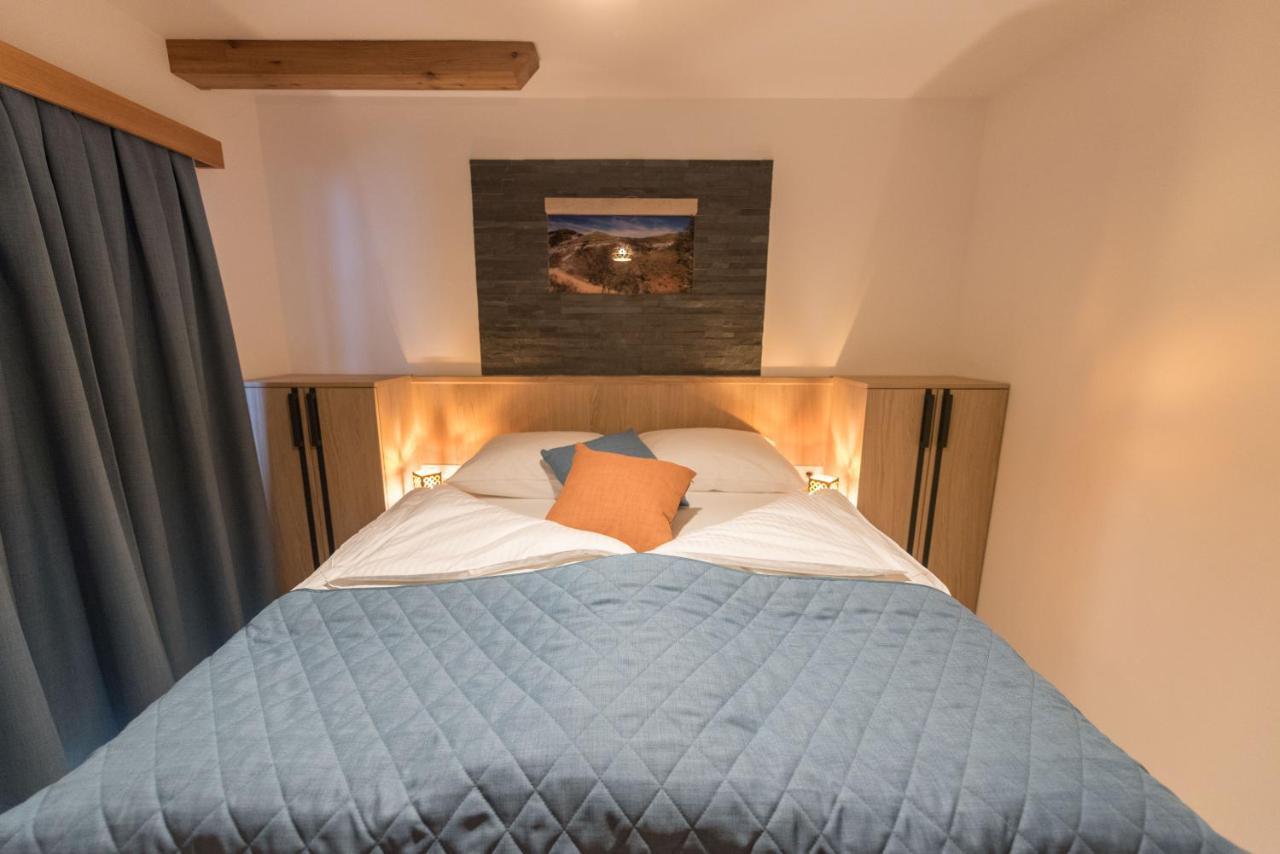 Guesthouse Lajnar Zgornja Sorica Ngoại thất bức ảnh