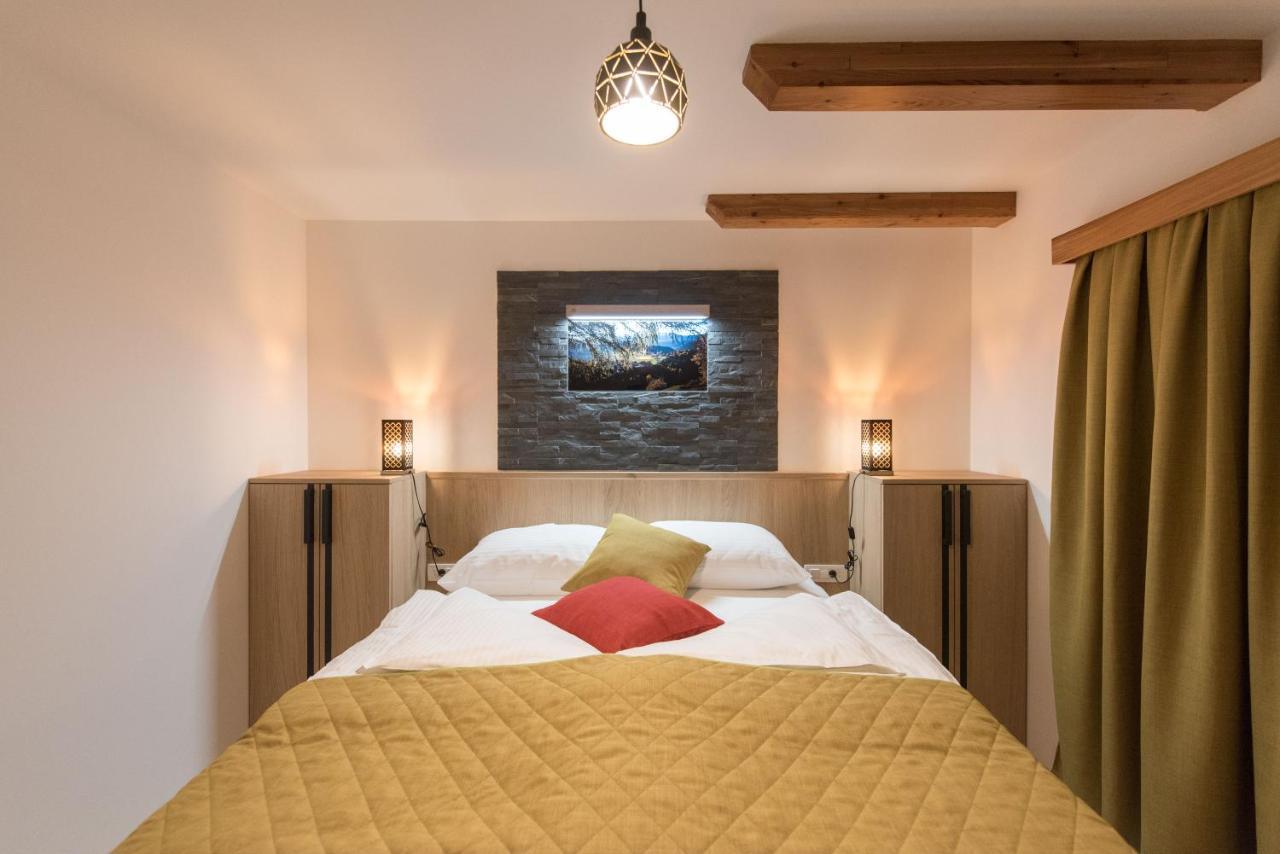 Guesthouse Lajnar Zgornja Sorica Ngoại thất bức ảnh