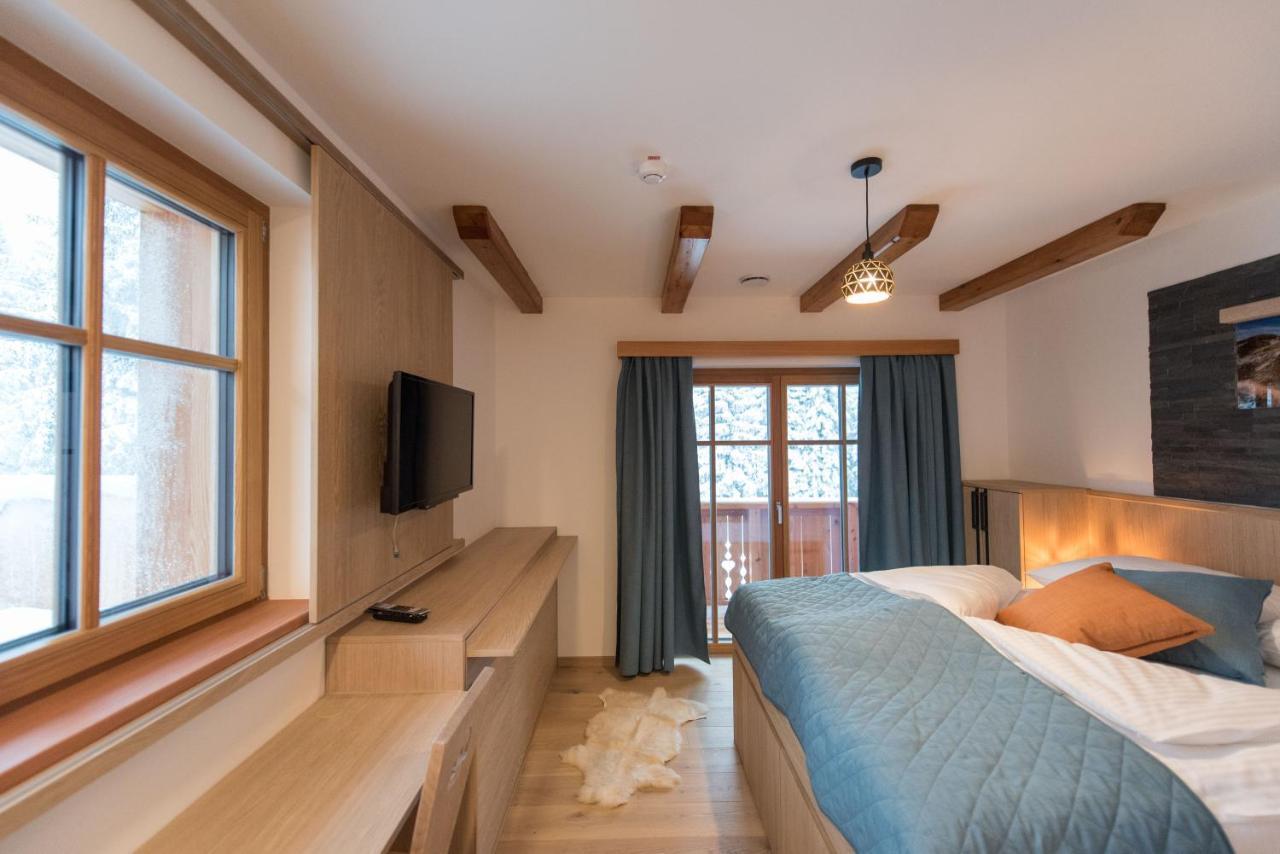Guesthouse Lajnar Zgornja Sorica Ngoại thất bức ảnh